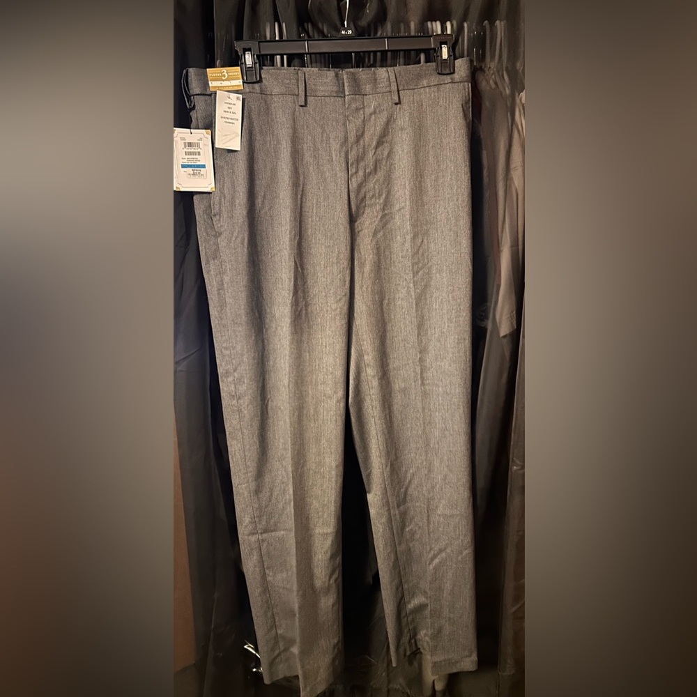 NWT J. M. Haggar Gray Dress Pants size 36w x 32L